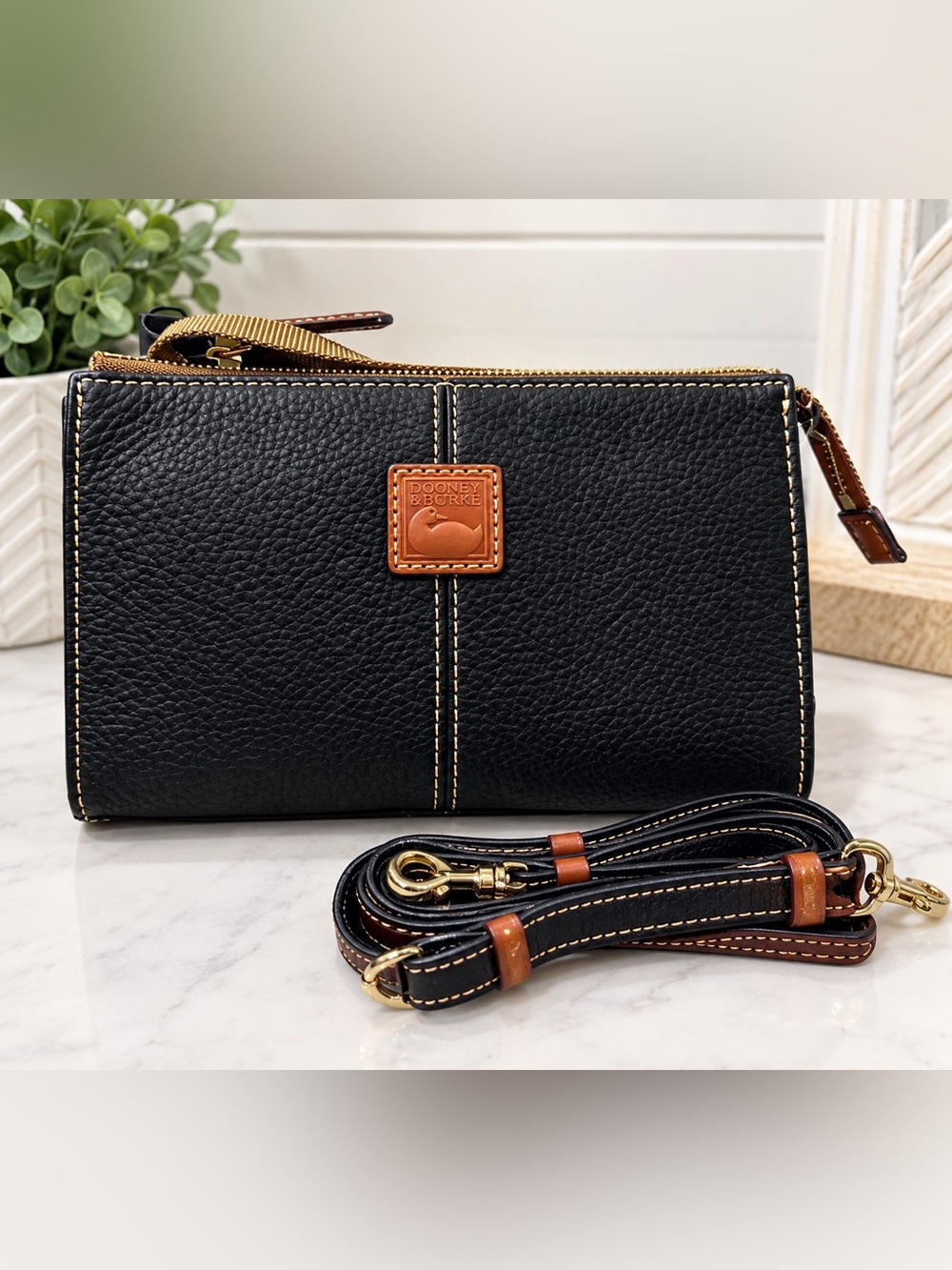 Dooney & Bourke Small Janine Crossbody Bag Black NWT